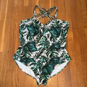 NWT Ashley Stewart Leafy Palm Print one piece swim suit with strappy criss cross